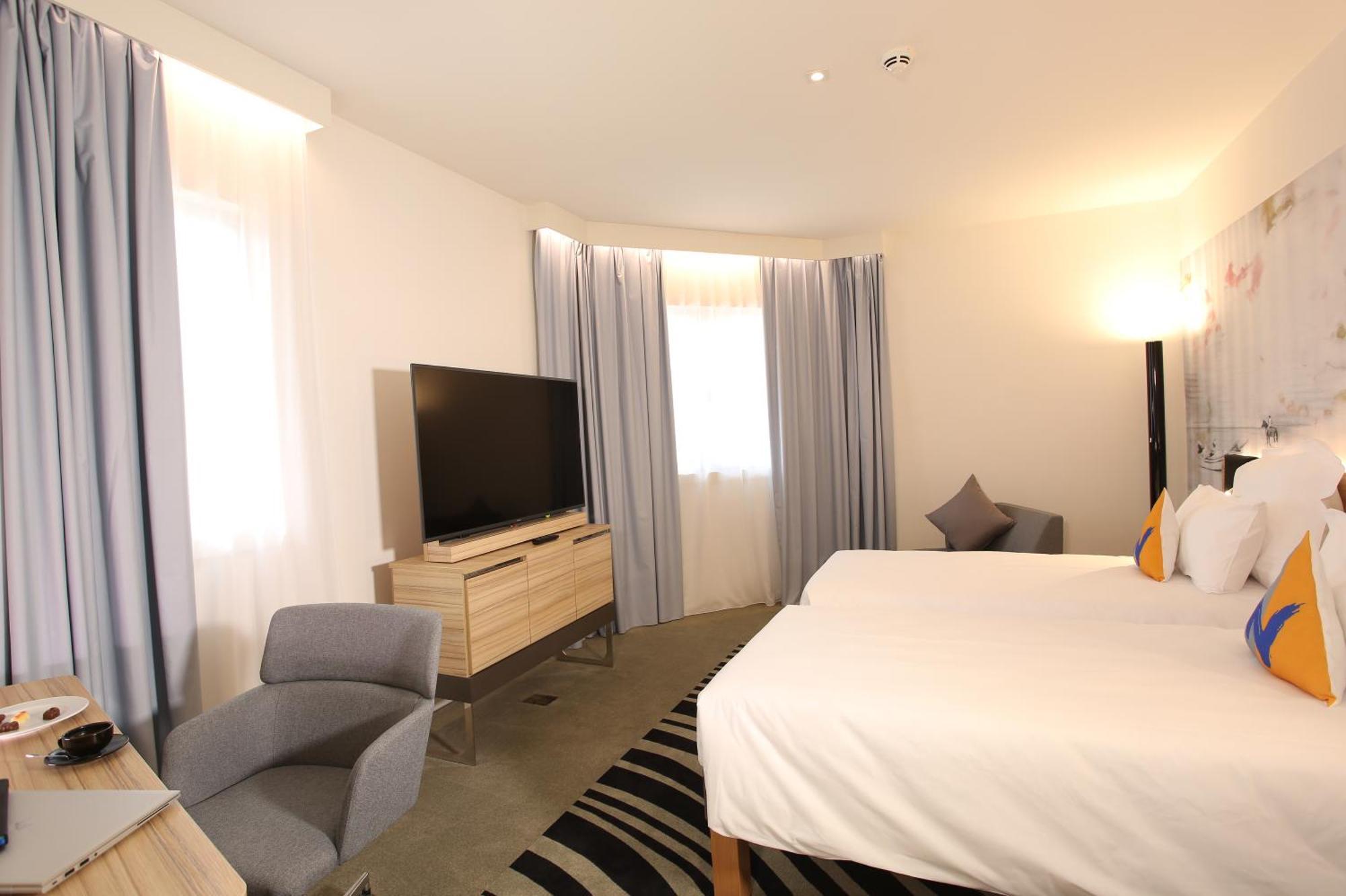 Novotel Hotel 4*