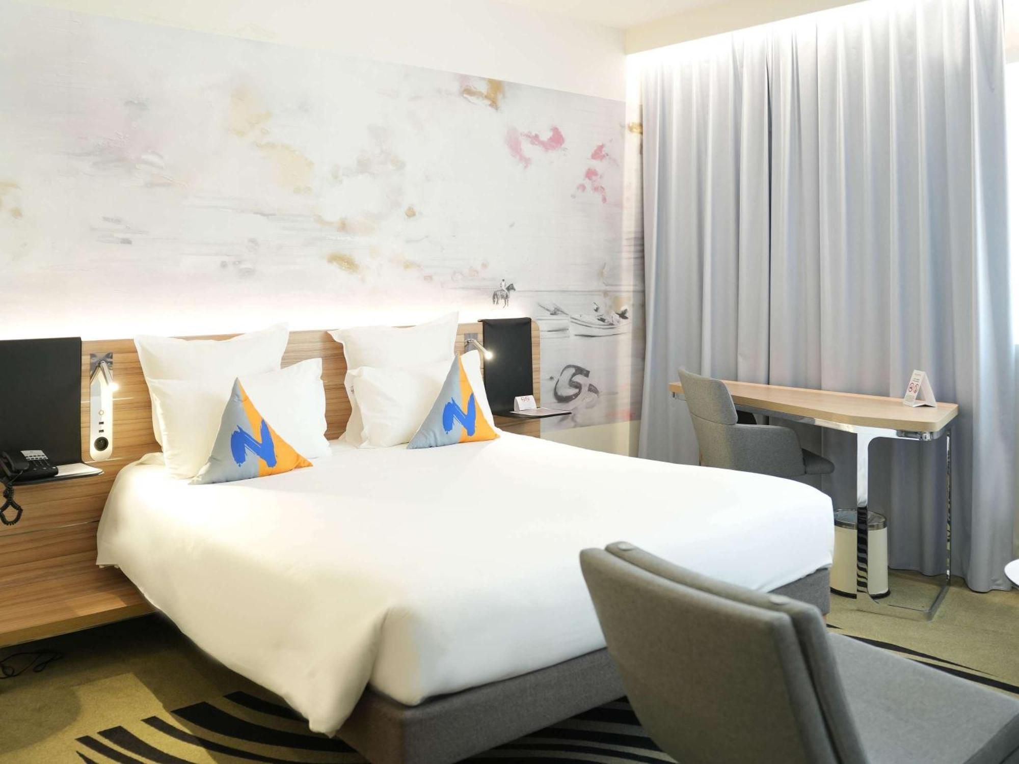 Novotel 4*