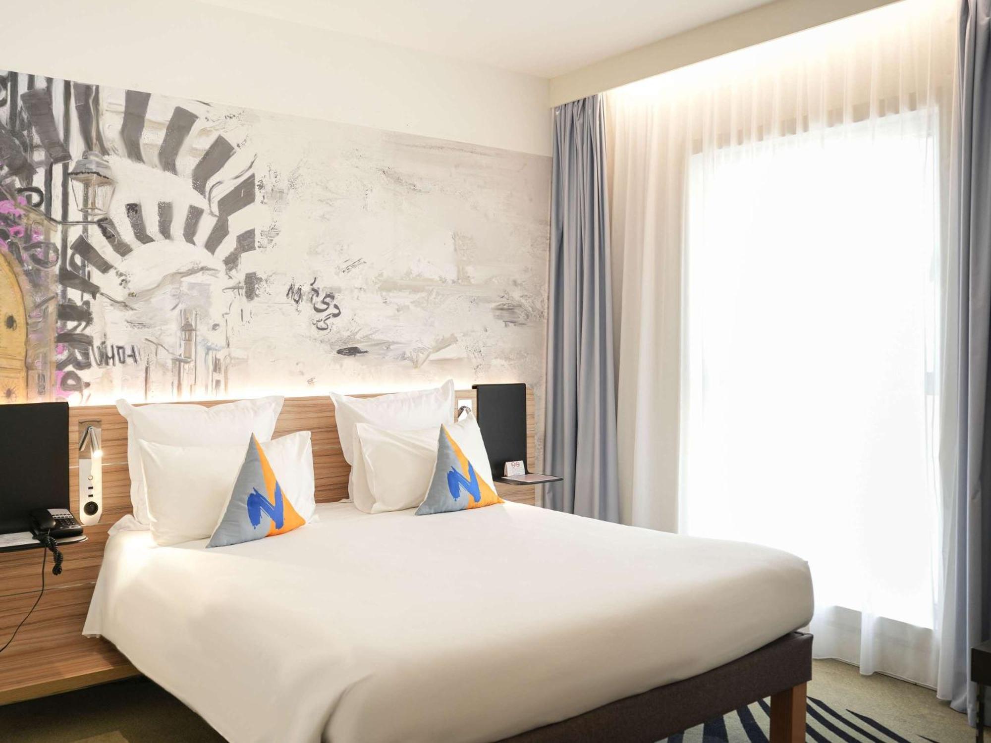 Отель Novotel 4*