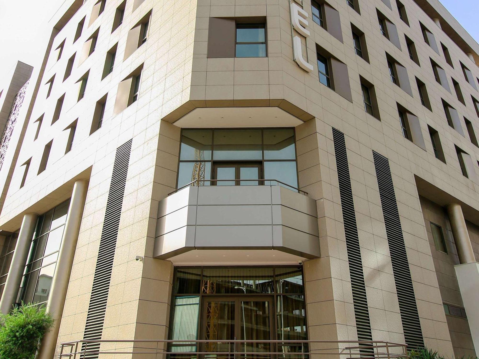 Novotel Hotel 4*